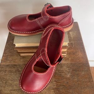 Duck feet Mary Janes